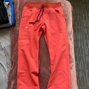 Small tall kade figs